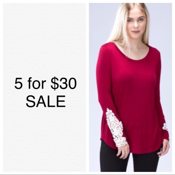 Tops - ⏳LAST ONE ⏳Burgundy Crochet Sleeves Top